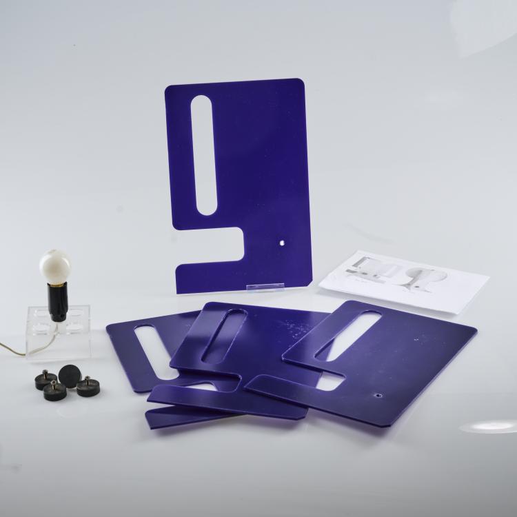 Bild 4 zu Objekt, Vier Tischleuchten 'Nove', 1980er Jahre, Italien, 169B 371