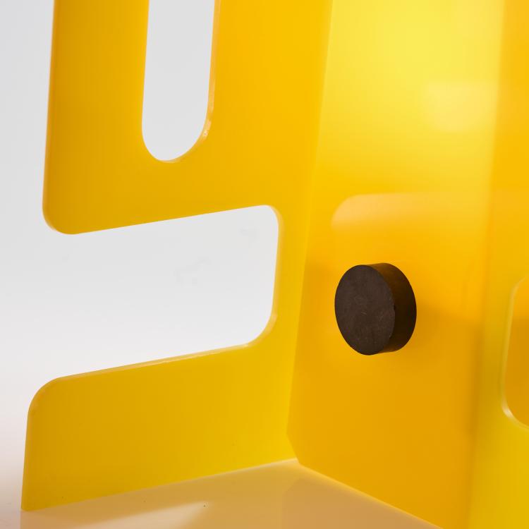 Bild 11 zu Objekt, Vier Tischleuchten 'Nove', 1980er Jahre, Italien, 169B 371