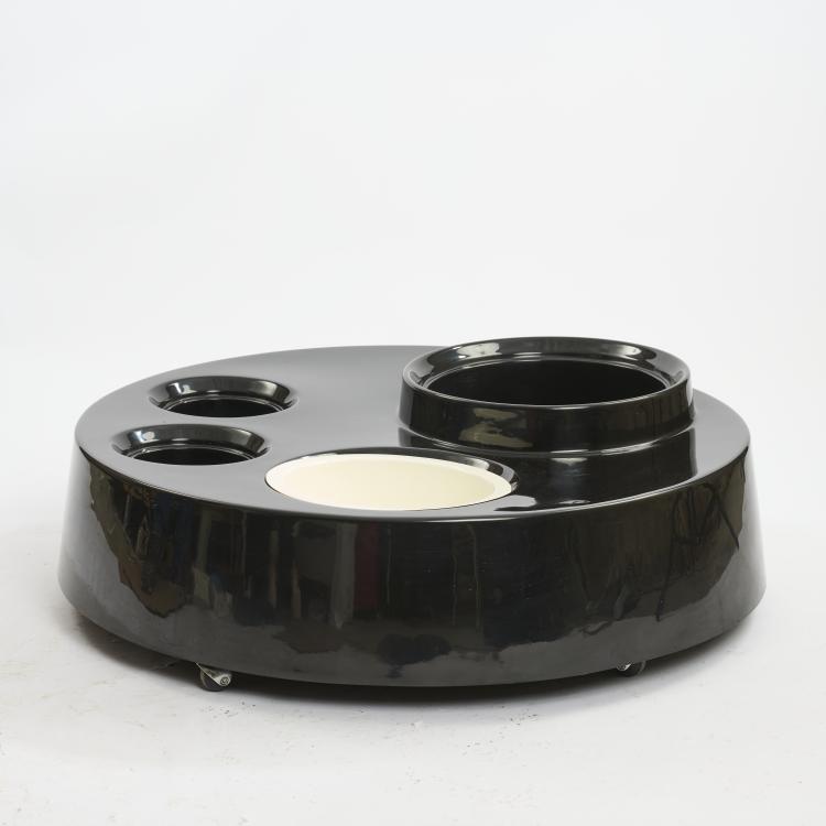 Bild 2 zu Objekt, 'Fioriera' table, c. 1966, Paolo Caliari, B&B Italia, Novedrate, 169B 247