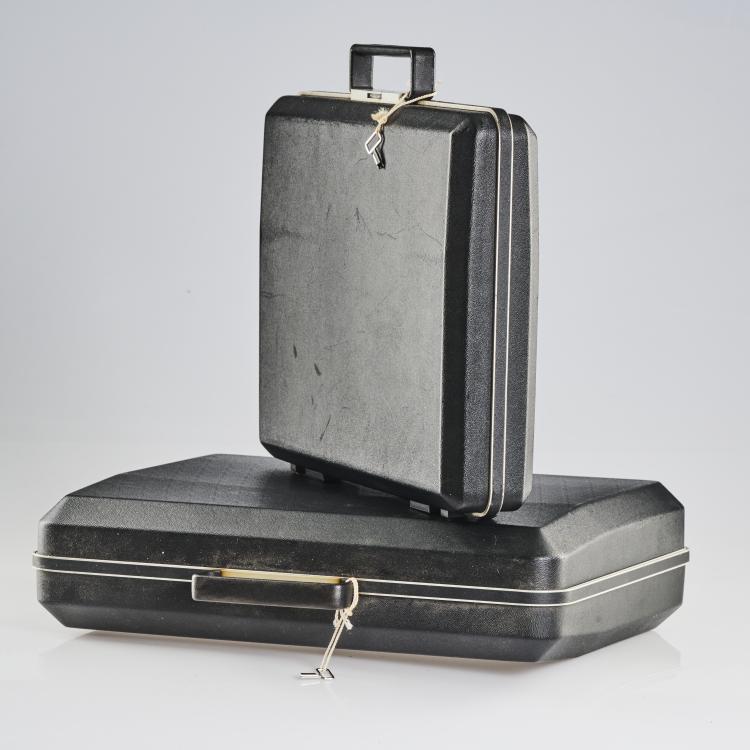 Bild 1 zu Objekt, Zwei Hartschalenkoffer 'Forma Zero', 1970er Jahre, Rodolfo Bonetto, Valextra, Mailand, 169B 298