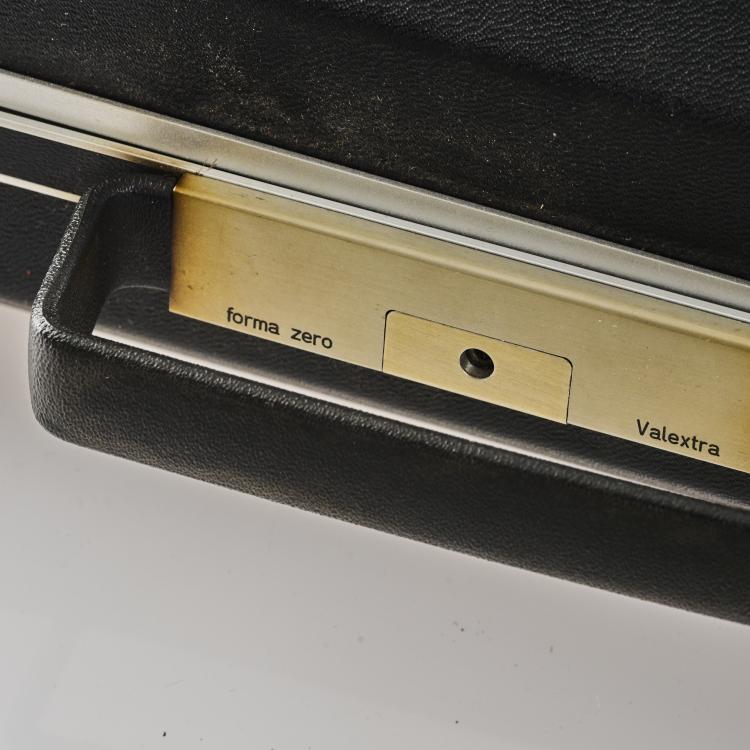 Bild 4 zu Objekt, Zwei Hartschalenkoffer 'Forma Zero', 1970er Jahre, Rodolfo Bonetto, Valextra, Mailand, 169B 298