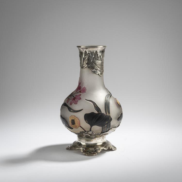 Bild 1 zu Objekt, Vase 'Populages des marais et toile d'Araign&eacute;e' with silver-overlay, c. 1898, Daum Fr&egrave;res, Nancy, 168A 36