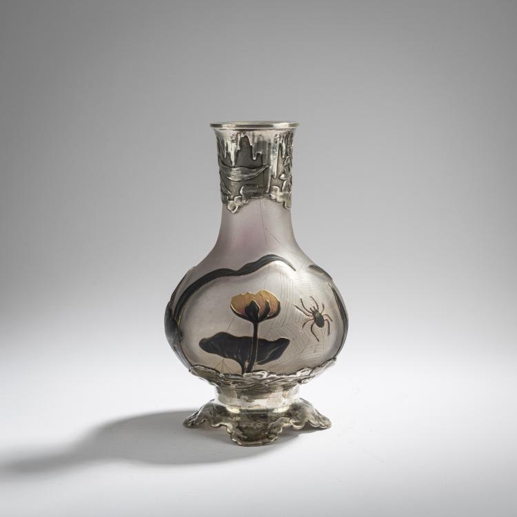Bild 2 zu Objekt, Vase 'Populages des marais et toile d'Araign&eacute;e' with silver-overlay, c. 1898, Daum Fr&egrave;res, Nancy, 168A 36