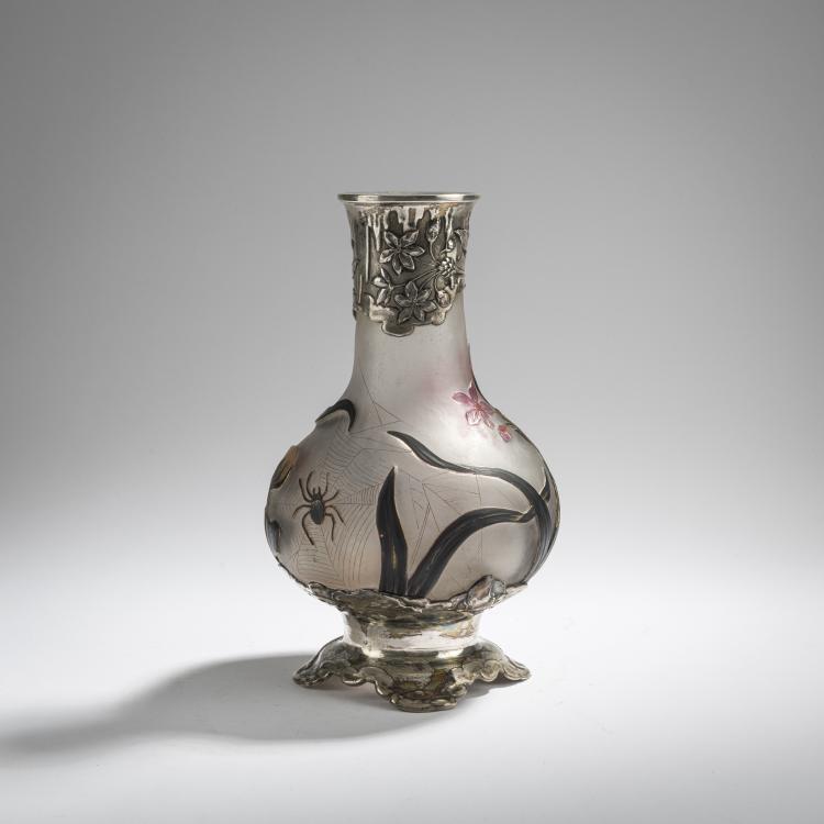 Bild 3 zu Objekt, Vase 'Populages des marais et toile d'Araign&eacute;e' with silver-overlay, c. 1898, Daum Fr&egrave;res, Nancy, 168A 36
