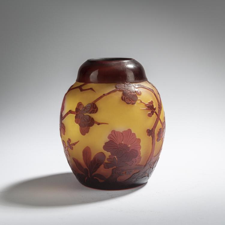 Bild 1 zu Objekt, 'Cognassier du Japon' vase, 1920-36, Gall&eacute;, Nancy, 168A 158