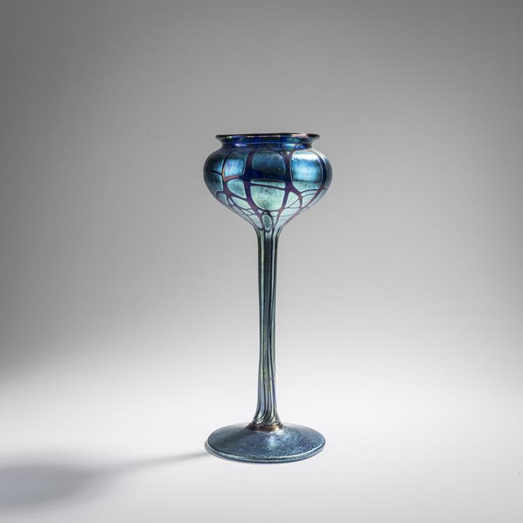 Hauptbild zu Objekt, Goblet 'Pampas', model for the 1900 Paris World Fair, L&ouml;tz Wwe., Klosterm&uuml;hle, 168A 274
