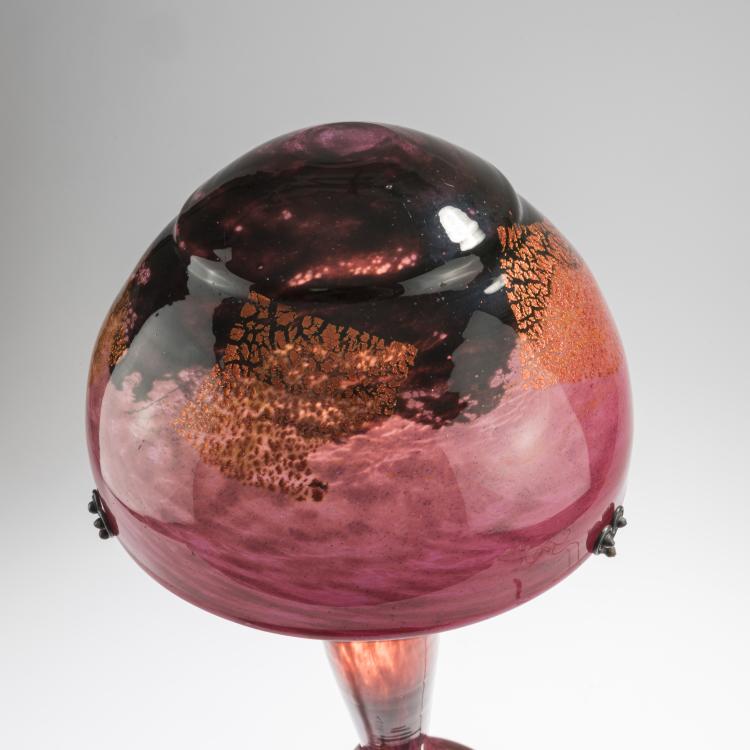 Bild 2 zu Objekt, Tall 'Verre de Jade' table light, 1918-25, Daum Fr&egrave;res, Nancy, 168A 83