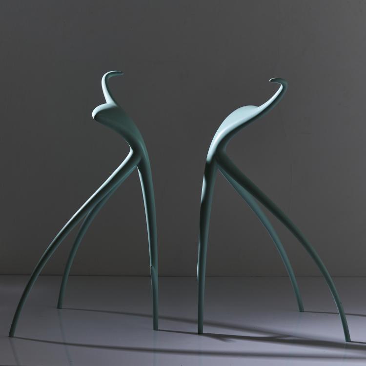 Bild 1 zu Objekt, Two 'W.W. Stool' stools, 1990, Philippe Starck, Vitra, Weil am Rhein, 169A 146