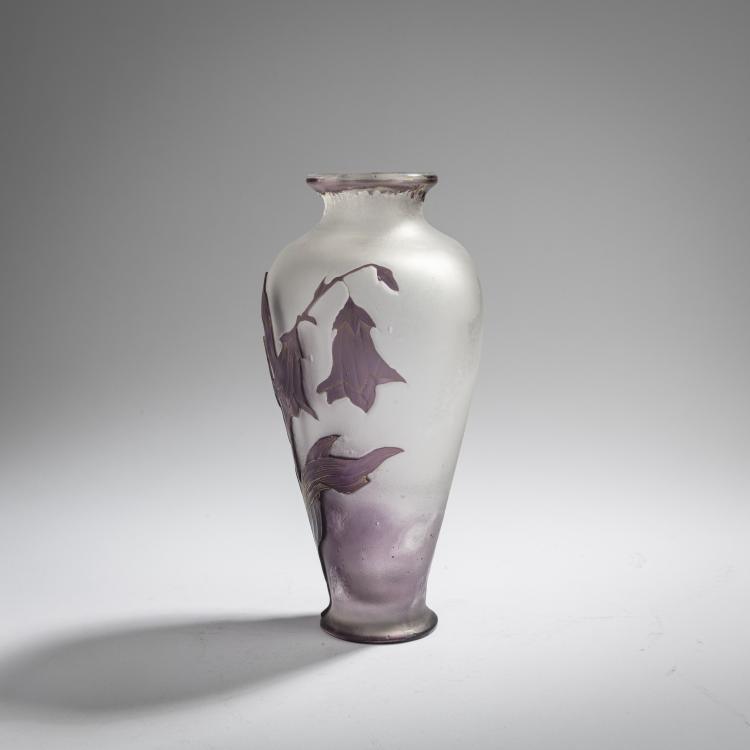 Bild 1 zu Objekt, Vase 'Campanules', 1897-1903, Burgun, Schverer & Co., Meisenthal, Verrerie d'Art de Lorraine, 168A 13
