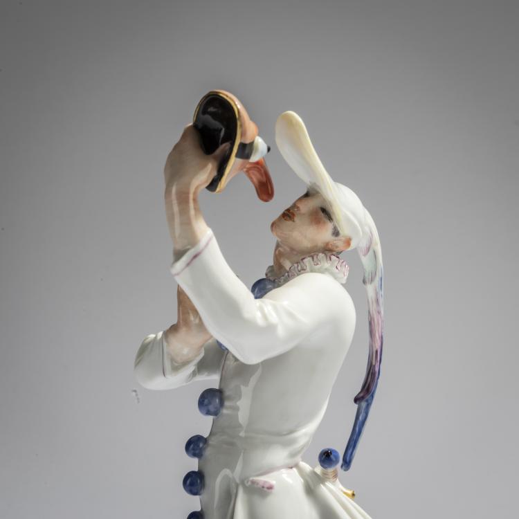 Bild 3 zu Objekt, 'Masked Dancer from The Tales of Hoffmann', 1933, Paul Scheurich, Meissen, Porzellanmanufaktur, 168C 560
