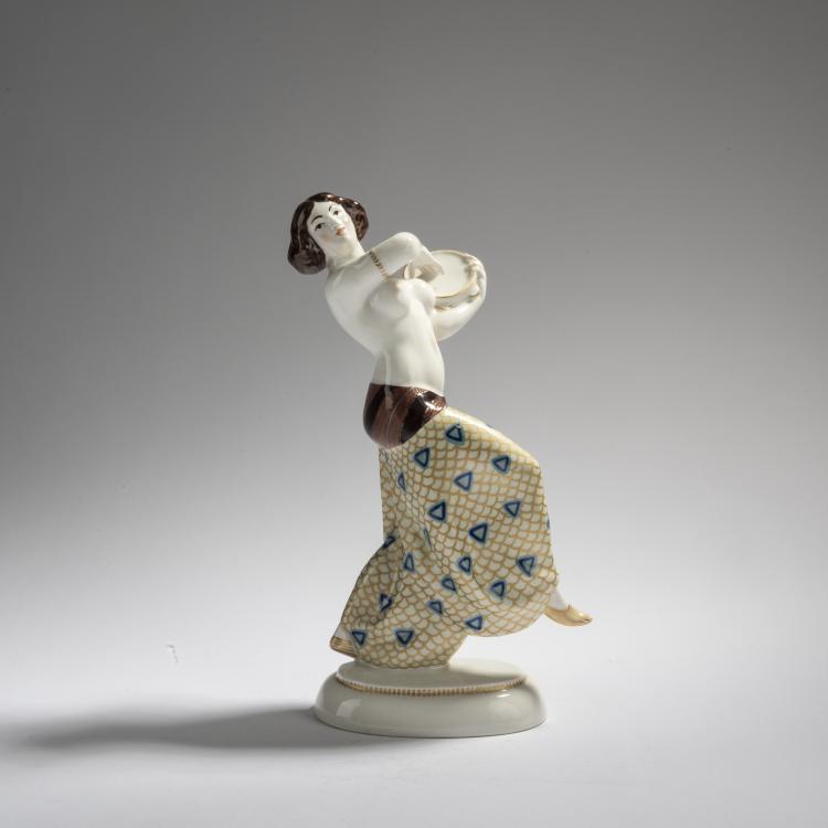 Hauptbild zu Objekt, 'Persian woman with tambourine' from the 'Wedding Parade', 1909, Adolph Amberg, Berlin, KPM, 168C 532