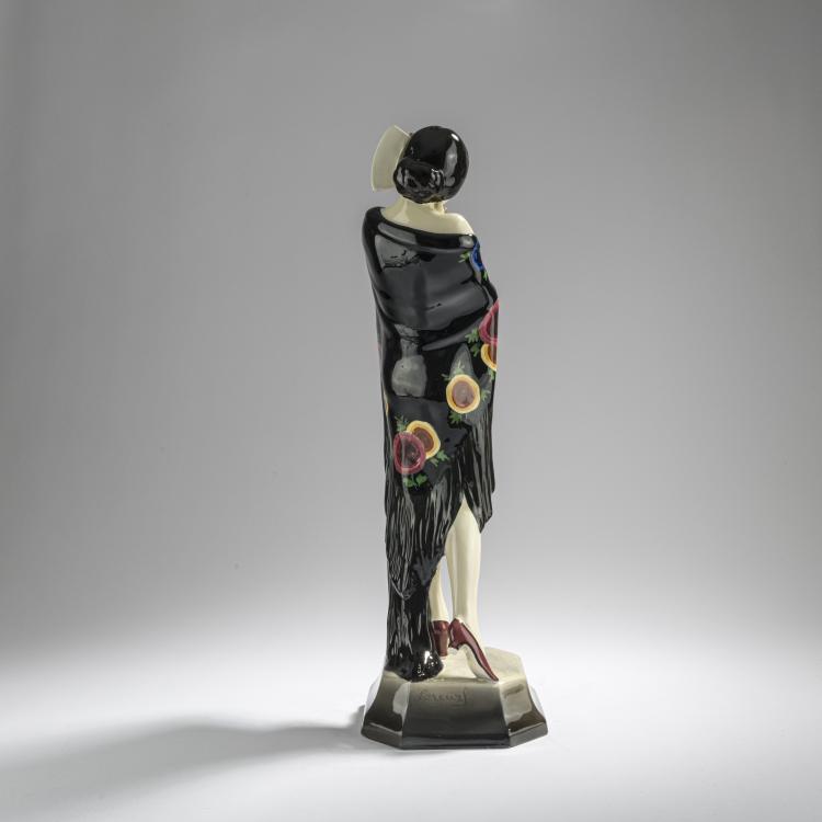 Bild 4 zu Objekt, 'Dolores del Rio as Carmen', c. 1927, Josef Lorenzl, Goldscheider, Wien, 168C 589