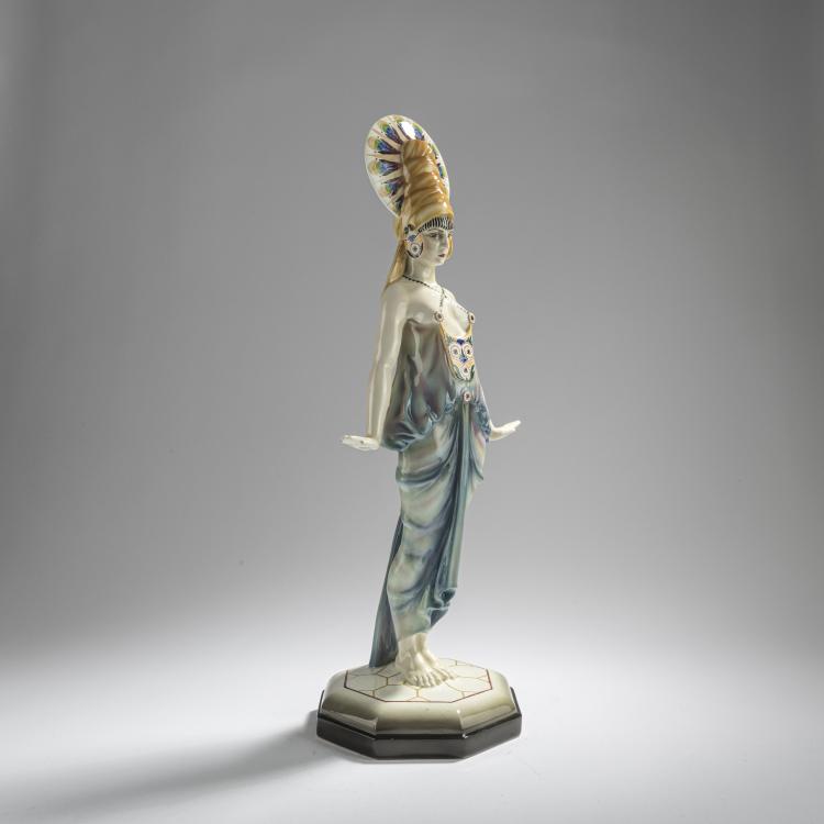 Bild 2 zu Objekt, T&auml;nzerin mit hohem Kopfputz, 1925/26, Josef Kostial, Goldscheider, Wien, 168C 586
