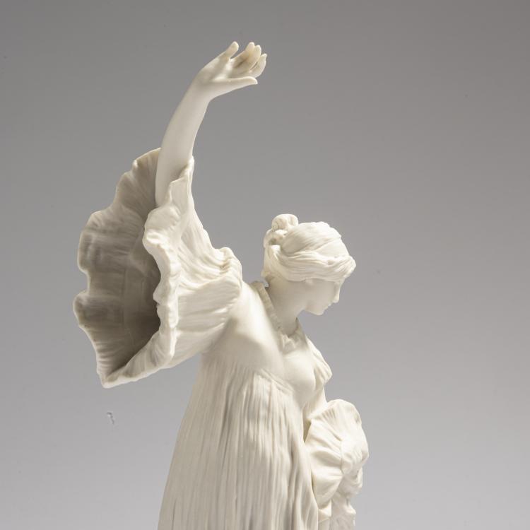 Bild 4 zu Objekt, 'Danseuse au cothurne' from the table decoration 'Le Jeu de l'Echarpe', 1898, Agathon L&eacute;onard, S&egrave;vres, Manufacture Nationale de, 168C 572