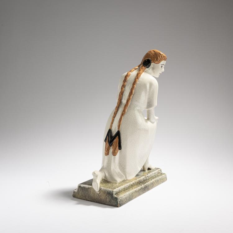 Bild 2 zu Objekt, 'Girl Kneeling', 1912-14, Eduard Klablena, Langenzersdorf, 168C 606