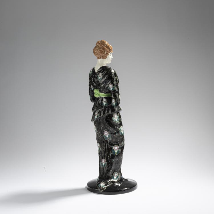Bild 2 zu Objekt, 'Fashion lady standing with flowers', 1913/14, Eduard Klablena, Langenzersdorf, 168C 609
