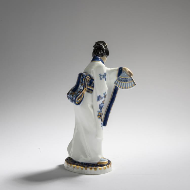 Bild 1 zu Objekt, 'Japanerin mit F&auml;cher', 1913-14, Alfred Otto Adalbert K&ouml;nig, Meissen, Porzellanmanufaktur, 168C 558