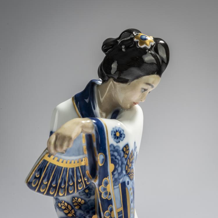 Bild 3 zu Objekt, 'Japanerin mit F&auml;cher', 1913-14, Alfred Otto Adalbert K&ouml;nig, Meissen, Porzellanmanufaktur, 168C 558