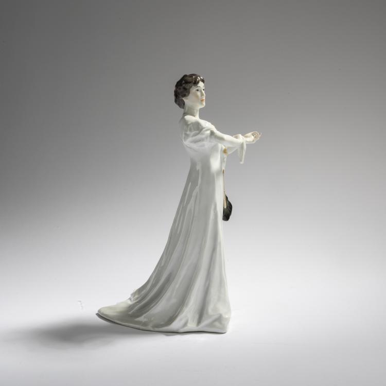 Bild 1 zu Objekt, 'Ball Lady Buttoning a Glove', 1909, Rudolf Hentschel, Meissen, Porzellanmanufaktur, 168C 553