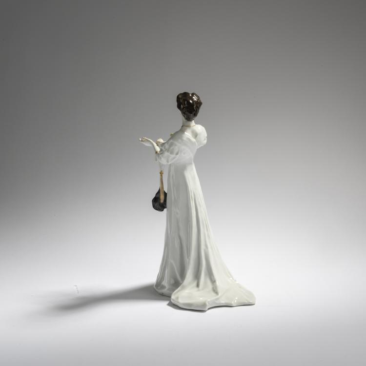 Bild 3 zu Objekt, 'Ball Lady Buttoning a Glove', 1909, Rudolf Hentschel, Meissen, Porzellanmanufaktur, 168C 553