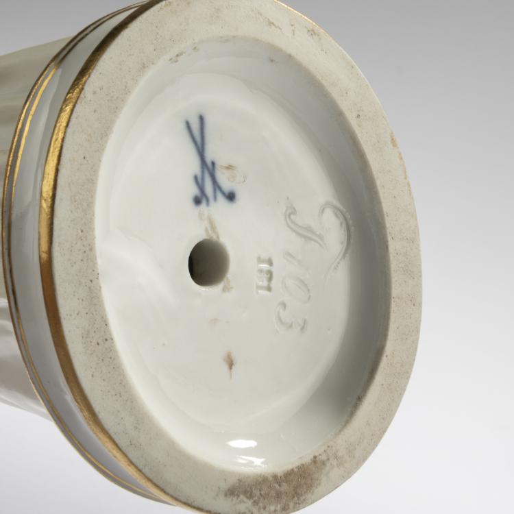 Bild 5 zu Objekt, 'Roman Girl', 1901, Karl Theodor Eichler, Meissen, Porzellanmanufaktur, 168C 547