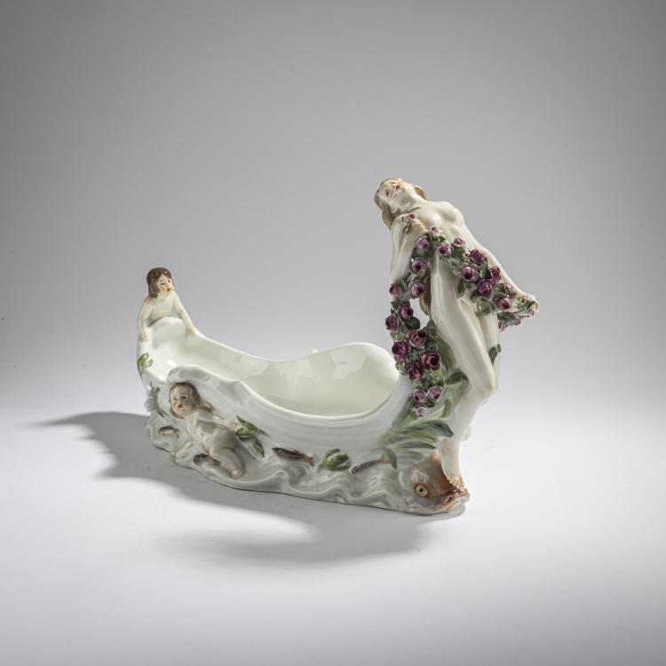 Hauptbild zu Objekt, 'Jardiniere with four figures', 1901, Paul Helmig, Meissen, Porzellanmanufaktur, 168C 548