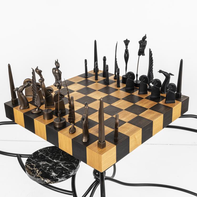 Bild 1 zu Objekt, Chess set 'K&ouml;nigliches Paar Minotaurus und Nike', around 1984, Paul Wunderlich, 169E 1044