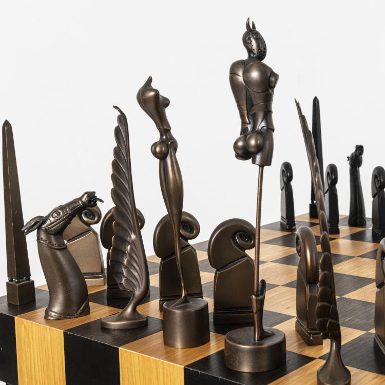 Bild 4 zu Objekt, Chess set 'K&ouml;nigliches Paar Minotaurus und Nike', around 1984, Paul Wunderlich, 169E 1044