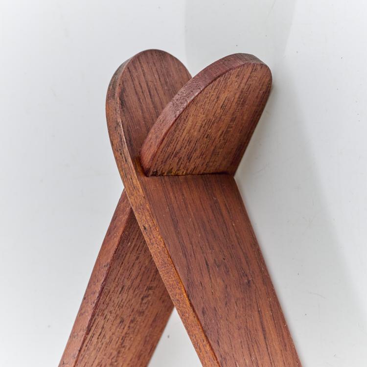 Bild 2 zu Objekt, Wall shelf, c. 1950, Peder Moos, Risskov Tr&aelig;kunst, D&auml;nemark, 170B 402