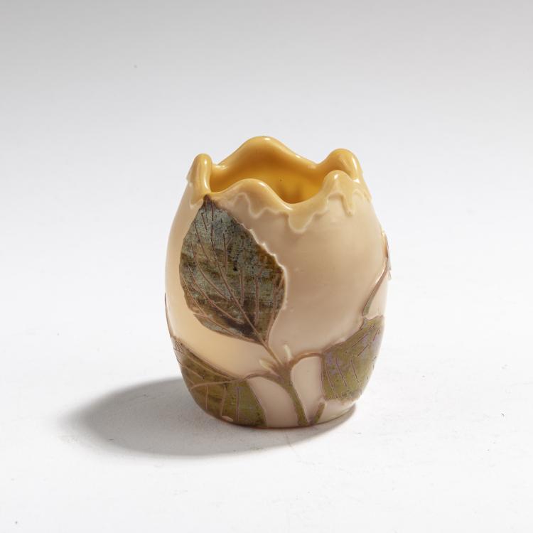 Hauptbild zu Objekt, Egg-shaped 'Raspberries' vase, 1900-14, Legras & Cie., Saint-Denis, 171A 178