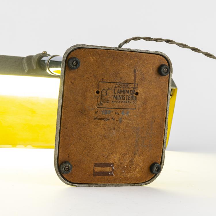 Bild 4 zu Objekt, 'Ministero' table light, 1940s, Italien, 169C 467