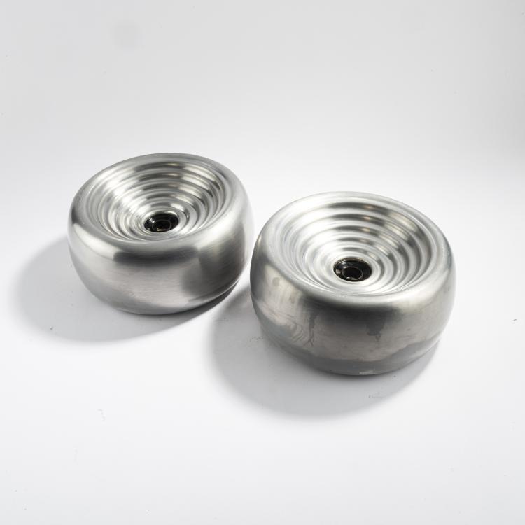 Bild 1 zu Objekt, Two 'Spl&uuml;genbr&auml;u' ceiling lights, 1960, Achille Castiglioni, Flos, Brescia, 169C 650