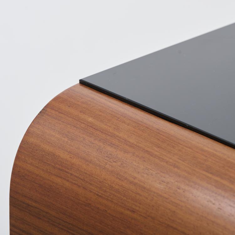 Bild 1 zu Objekt, Kommode / Anrichte, 1950er Jahre, Italien, 169C 570