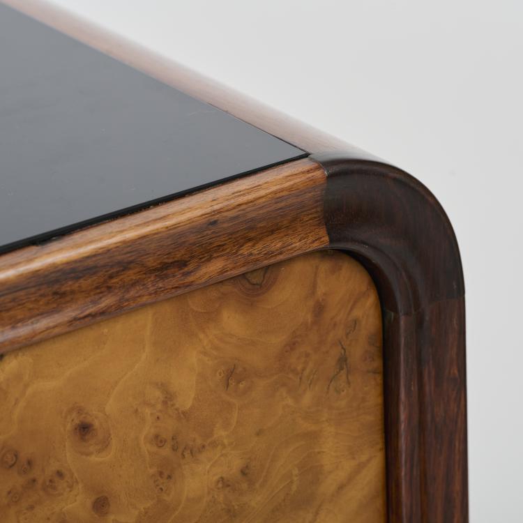 Bild 11 zu Objekt, Kommode / Anrichte, 1950er Jahre, Italien, 169C 570