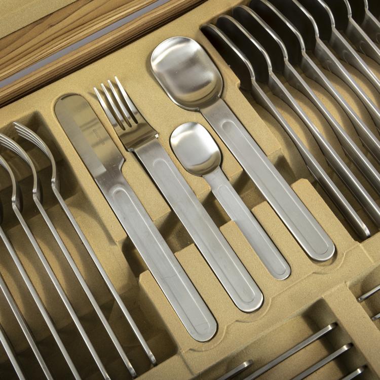 Bild 1 zu Objekt, 48-teiliges Besteckset, 1970er Jahre, Inoxpram, Italien, 170A 120