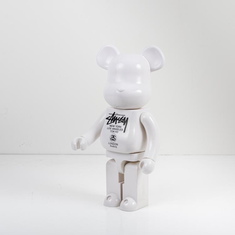 Hauptbild zu Objekt, BE@RBRICK x Stussy World Tour White 1000%, 2006, MEDICOM TOY, 169E 1080