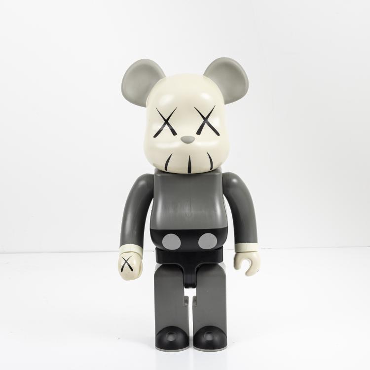 Hauptbild zu Objekt, BE@RBRICK x KAWS Companion (Grey) 1000%, 2002, MEDICOM TOY, 169E 1095