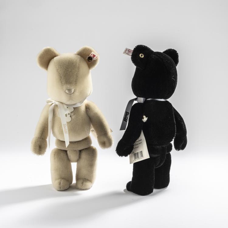 Bild 2 zu Objekt, Set BE@RBRICK x Steiff White 400% and Steiff Black 400%, 2016, MEDICOM TOY, 169E 1078