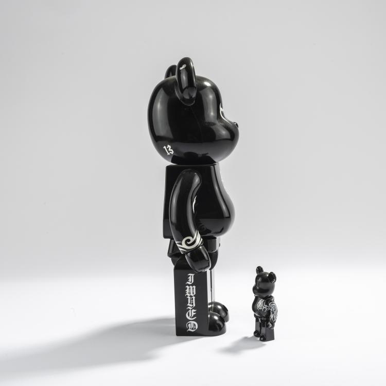 Bild 1 zu Objekt, Set BE@RBRICK x Jywed Black 400% und Jywed Black 100%, 2010, MEDICOM TOY, 169E 1070