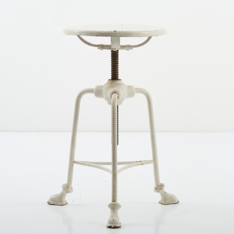 Bild 1 zu Objekt, Schusterhocker / Arbeitshocker, 1920er Jahre, Italien, 170A 4