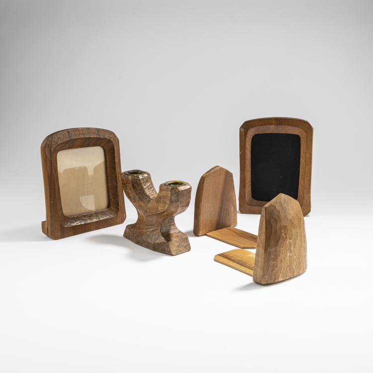 Bild 1 zu Objekt, Zwei anthroposophische Buchst&uuml;tzen, zwei Bilderrahmen, ein Kerzenleuchter, 1930-1950, Rudolf Steiner (Umkreis), 169C 533