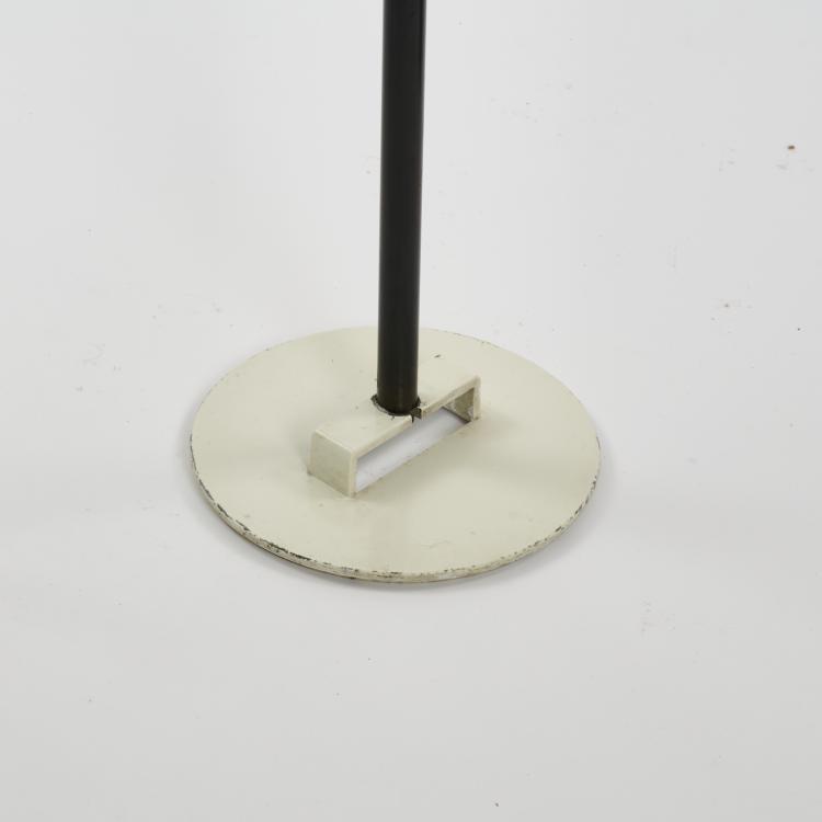 Bild 4 zu Objekt, Two 'Sintesi Terra' floor lamps, 1975, Ernesto Gismondi, Artemide, Mailand, 169B 333