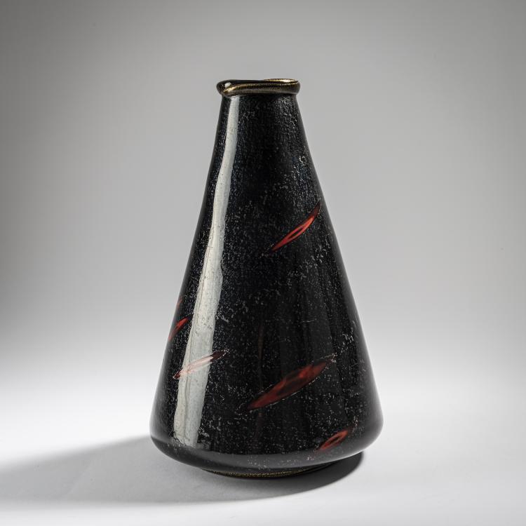 Hauptbild zu Objekt, 'A murrine nero e rosso' vase, c. 1932, Nason, Angelo, Murano, 170C 505