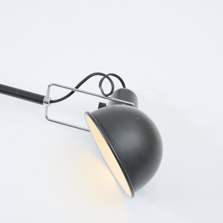 Bild 3 zu Objekt, '265' (Hommage &agrave; Alexander Calder) wall light, 1973, Paolo Rizzatto, Flos, Mailand, 170A 167