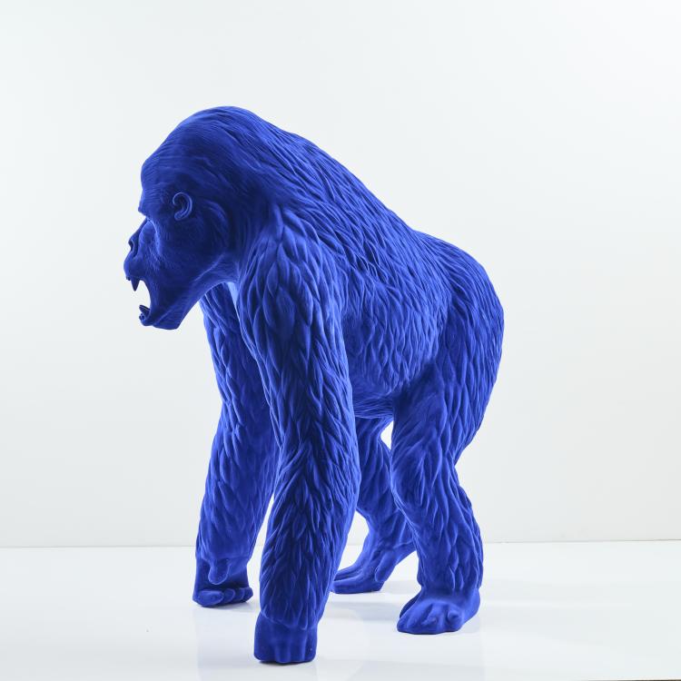 Bild 3 zu Objekt, Life size sculpture 'Classic Gorilla', after 2010, Eric Mellerio, MiO International, 169E 994