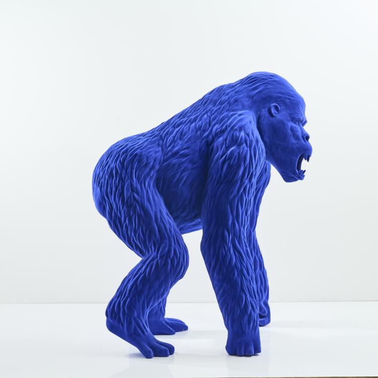 Bild 5 zu Objekt, Life size sculpture 'Classic Gorilla', after 2010, Eric Mellerio, MiO International, 169E 994