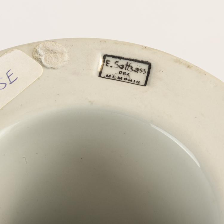 Bild 3 zu Objekt, 'Nilo' vase object, 1983, Ettore Sottsass, Memphis, Mailand, 170A 244