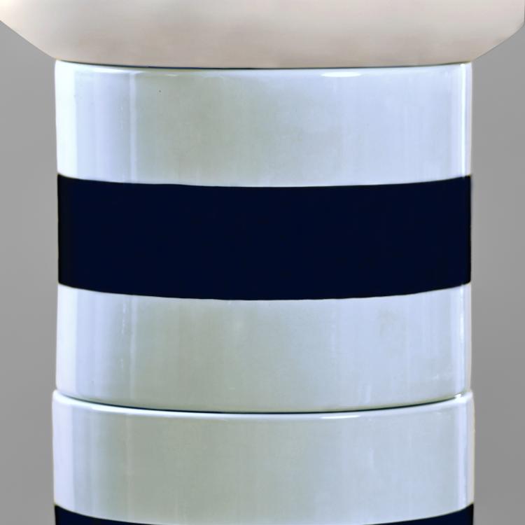 Bild 3 zu Objekt, Totem 'Agra' from the 'Mirabili' series, 1994/95, Ettore Sottsass, Italien, 172A 126