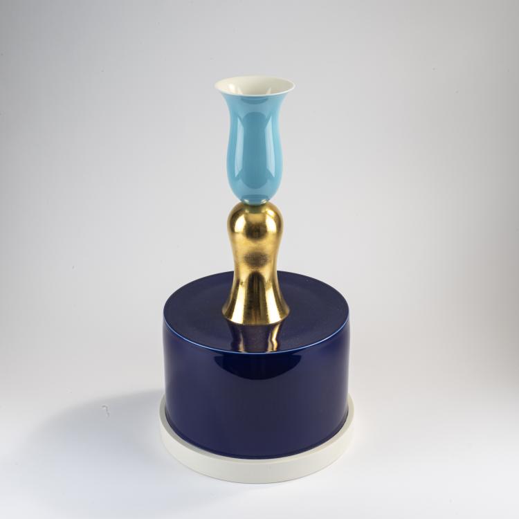 Bild 1 zu Objekt, 'Cleopatre' vase object, 1994, Ettore Sottsass, S&egrave;vres, Manufacture Nationale de, 170A 250