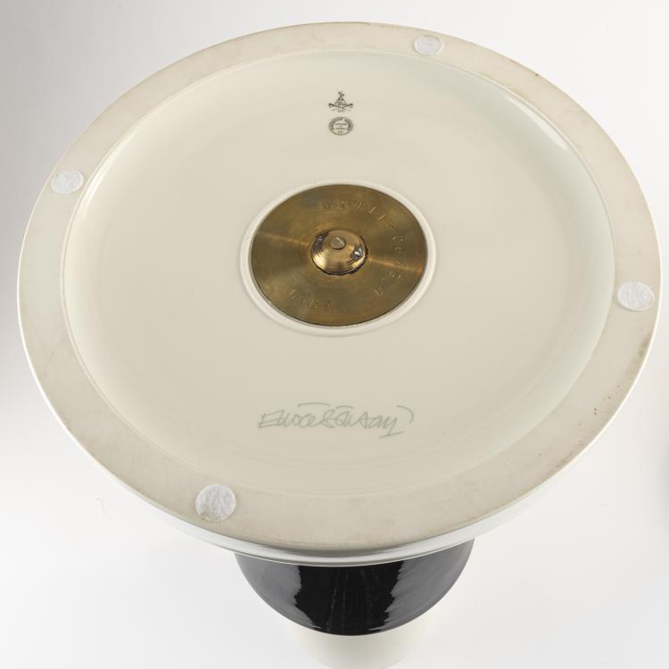 Bild 4 zu Objekt, 'Lolita' vase object, 1994, Ettore Sottsass, S&egrave;vres, Manufacture Nationale de; Venini & C., Murano, 170A 257